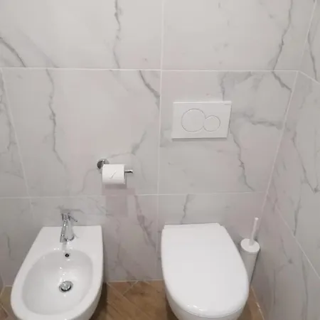 Sweet Night בית הארחה