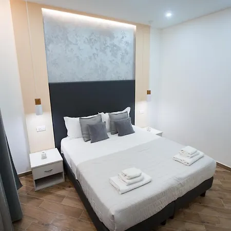 Sweet Night בית הארחה 4*