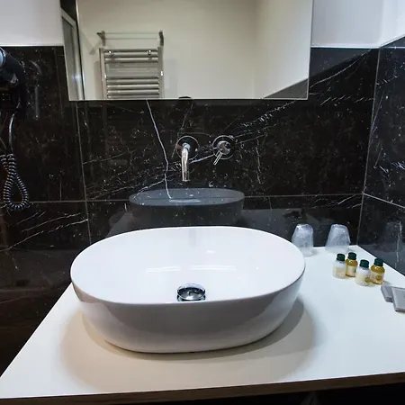 Sweet Night 4* La Spezia