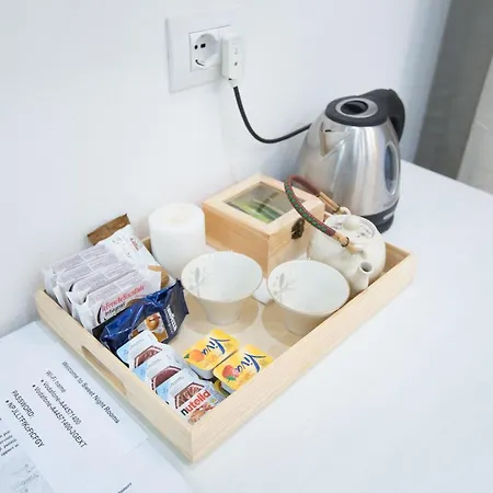 Sweet Night لا سبيتسْيا