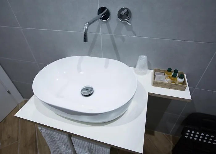 Sweet Night Πανσιόν 4*