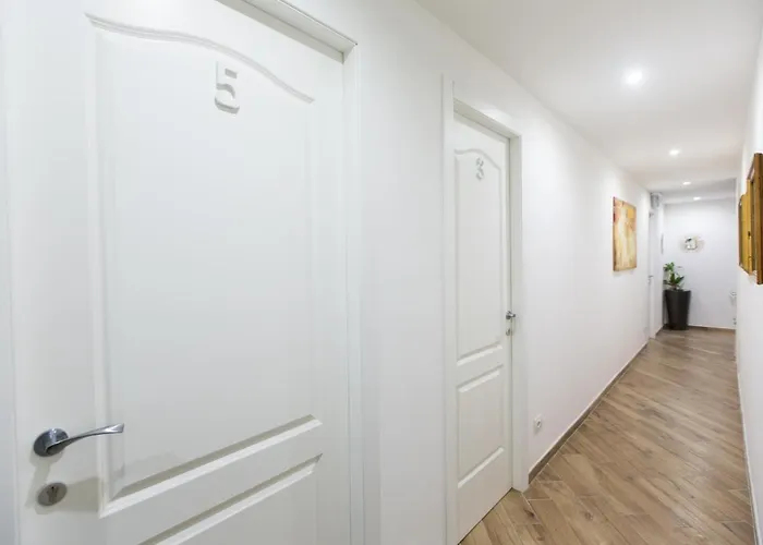 Πανσιόν Sweet Night