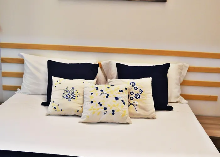 Πανσιόν Sweet Night